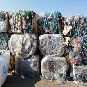 Ép Kiện Nhựa PET