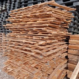 MUA PALLET GỖ SỐ LƯỢNG LỚN